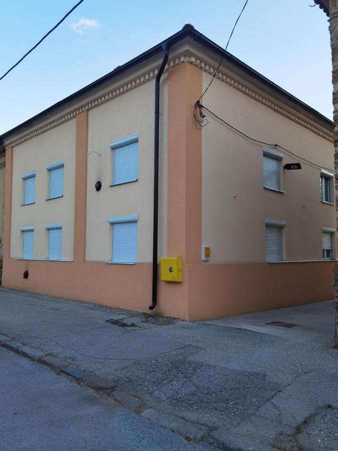 Kraguj Apartman 2 Kragujevac Esterno foto