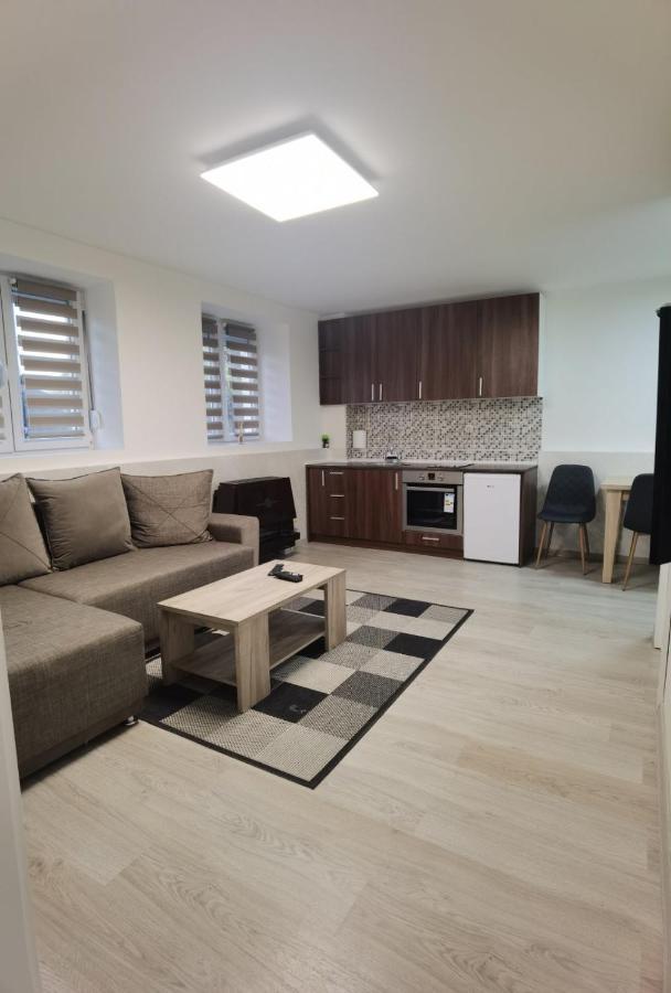 Kraguj Apartman 2 Kragujevac Esterno foto